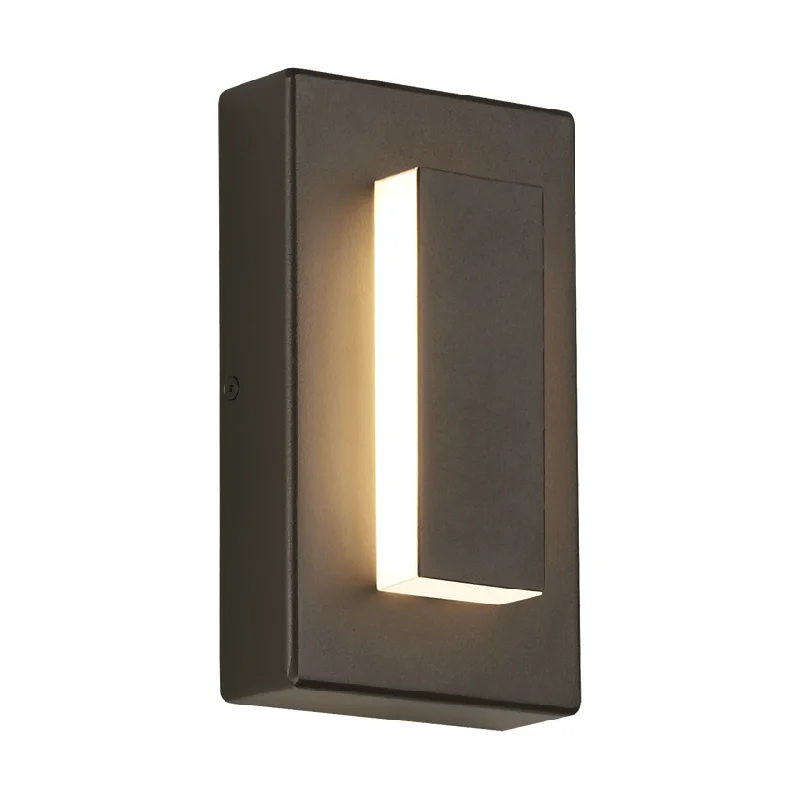 Track lighting with a long - lasting lifespanAspen 8 Outdoor Wall