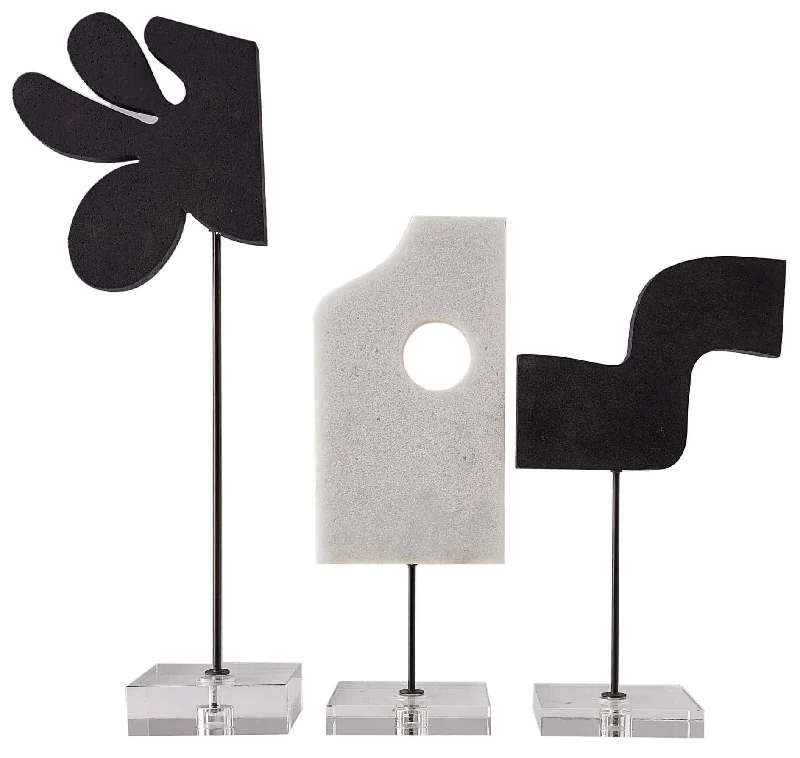 Track lighting with a sleek profileUri Sculptures Set of 3