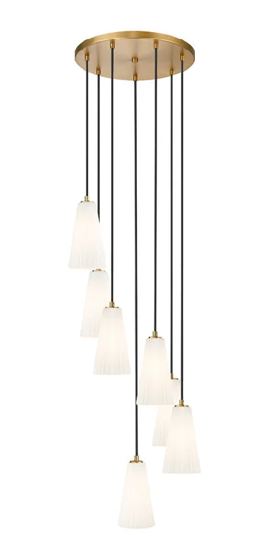 Minimalist Chandeliers for Sleek and Simple InteriorsMinimalist Chandeliers for Sleek and Simple Interiors3043P6-7R-MGLD