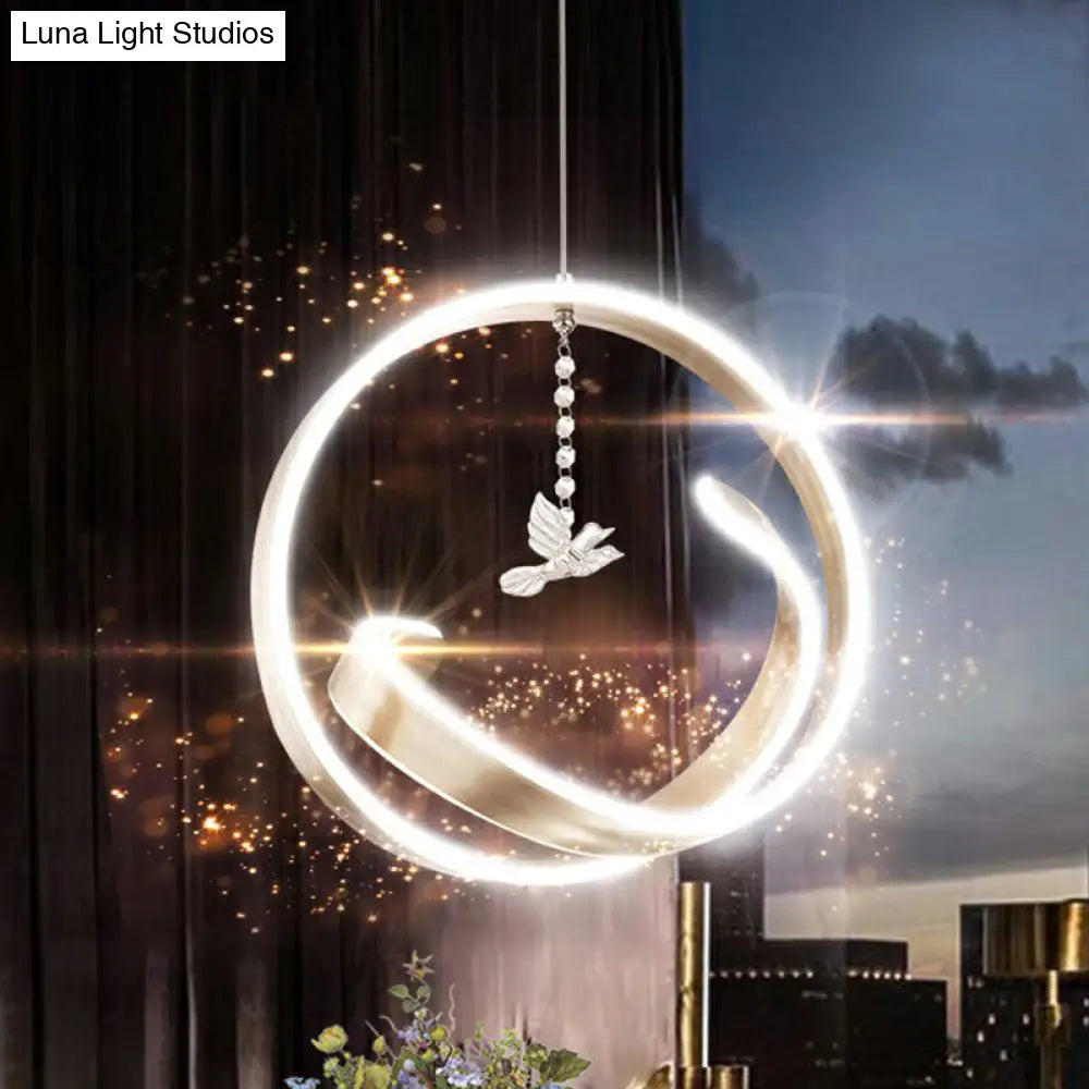 Chandeliers with Venetian Glass for a Luxurious LookChandeliers with Venetian Glass for a Luxurious LookModern Metallic LED Chandelier: Art Deco Loop Pendant Light for Dining Room Chandeliers with Venetian Glass for a Luxurious LookChandeliers with Venetian Glass for a Luxurious LookModern Metallic LED Chandelier: Art Deco Loop Pendant Light for Dining Room