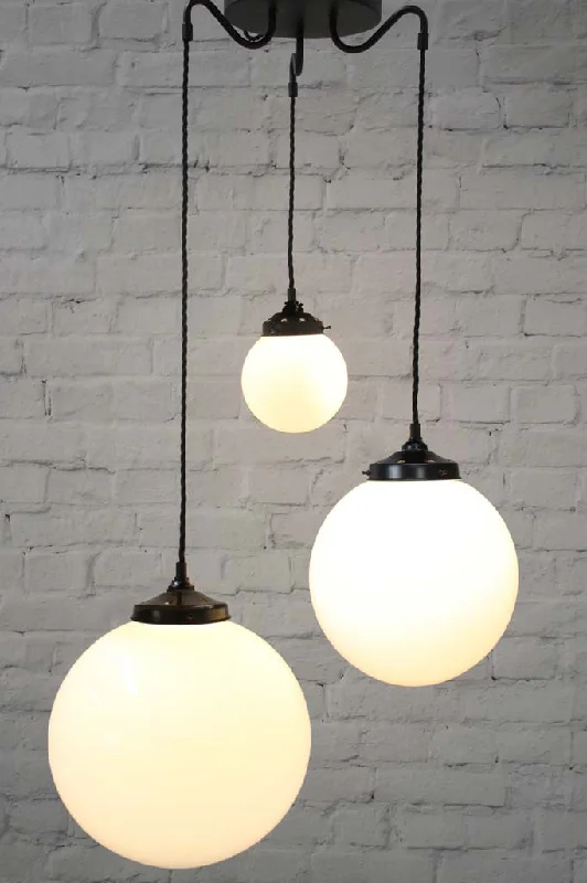 Chandeliers with Clear Crystal for a Sparkling EffectChandeliers with Clear Crystal for a Sparkling EffectGlass Ball Pendant Light - 3 Drop Chandeliers with Clear Crystal for a Sparkling EffectChandeliers with Clear Crystal for a Sparkling EffectGlass Ball Pendant Light - 3 Drop