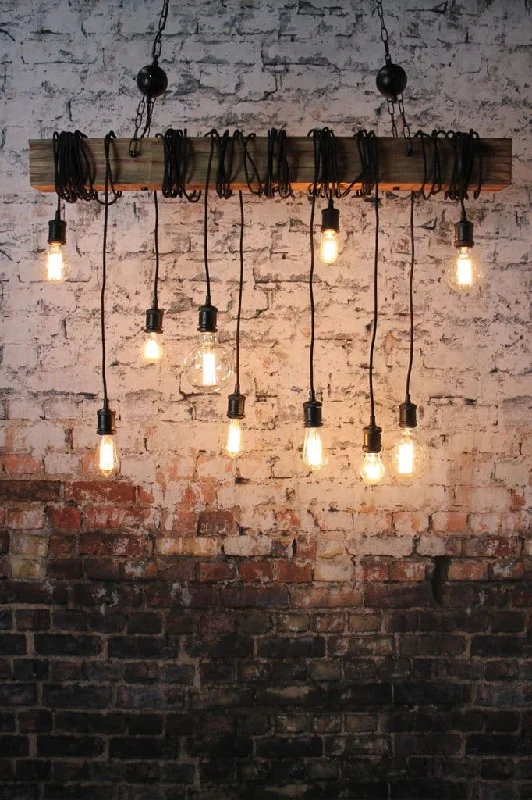 Chandeliers with Frosted Glass for a Softer Light DiffusionChandeliers with Frosted Glass for a Softer Light DiffusionStockman Pendant Light Chandeliers with Frosted Glass for a Softer Light DiffusionChandeliers with Frosted Glass for a Softer Light DiffusionStockman Pendant Light